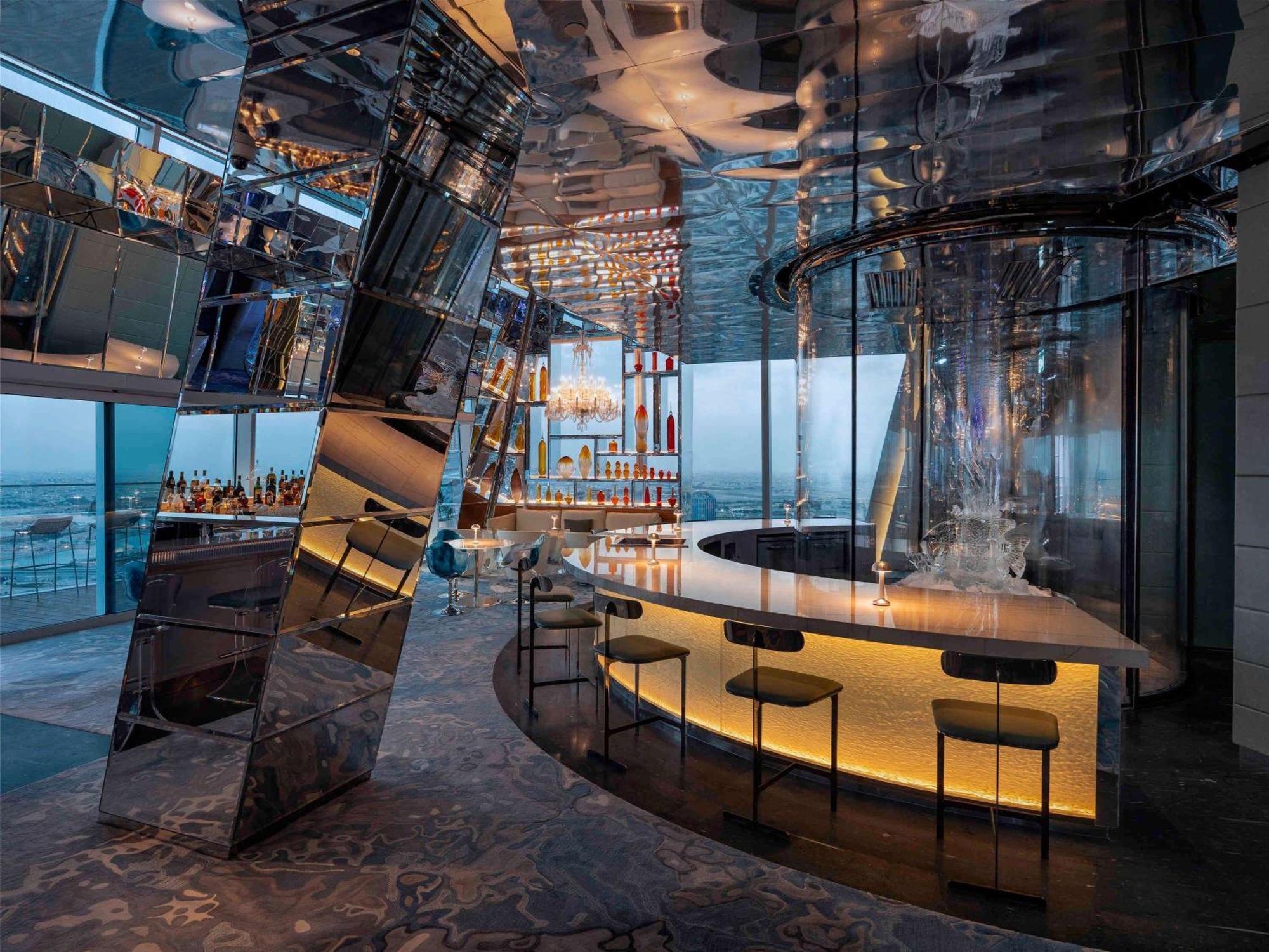 Fairmont Doha Hotel Lusail Exterior photo The bar at the 101 Sky Bar